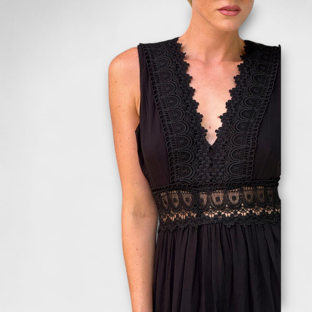 Aurélie - Elegant V-Neck Lace Dress