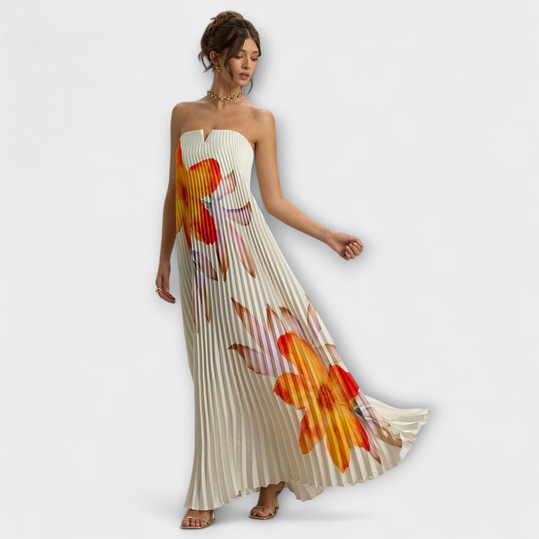 Michelle - Sweetheart Maxi Dress in Orange Floral